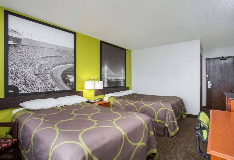 2ダブルベッドのスタンダードルーム, Super 8 By Wyndham Franklin