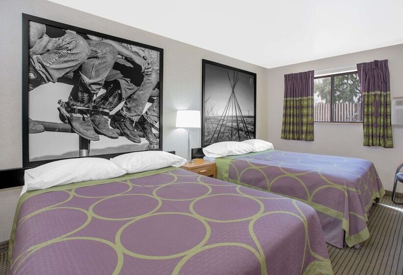 スイート, Super 8 By Wyndham Havre