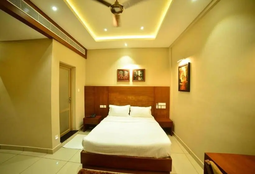Suite, Priya
