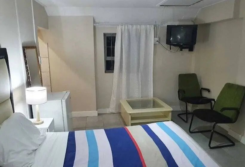 اتاق استاندارد, The Monument Guesthouse