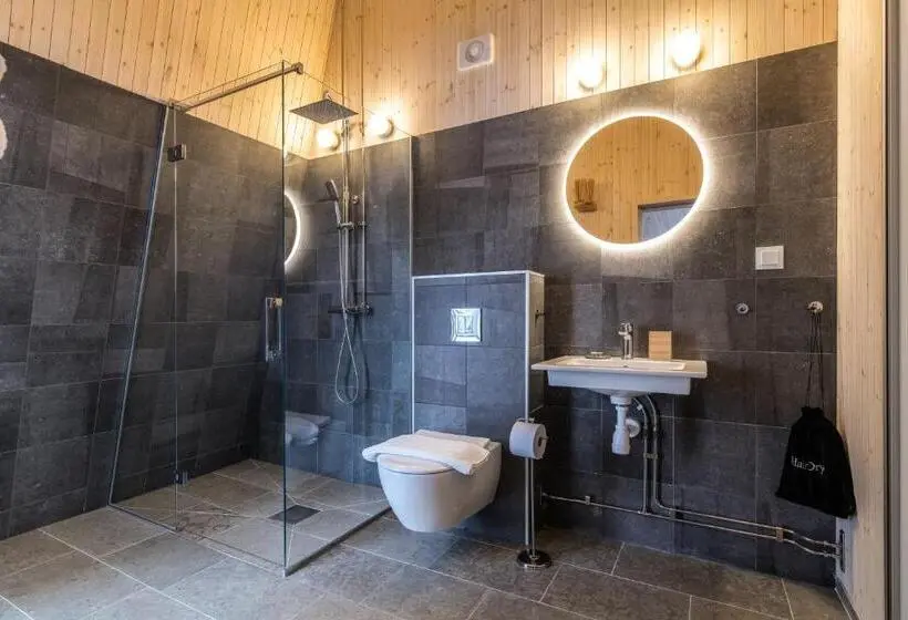 Deluxe room with river view, Arctic Bath