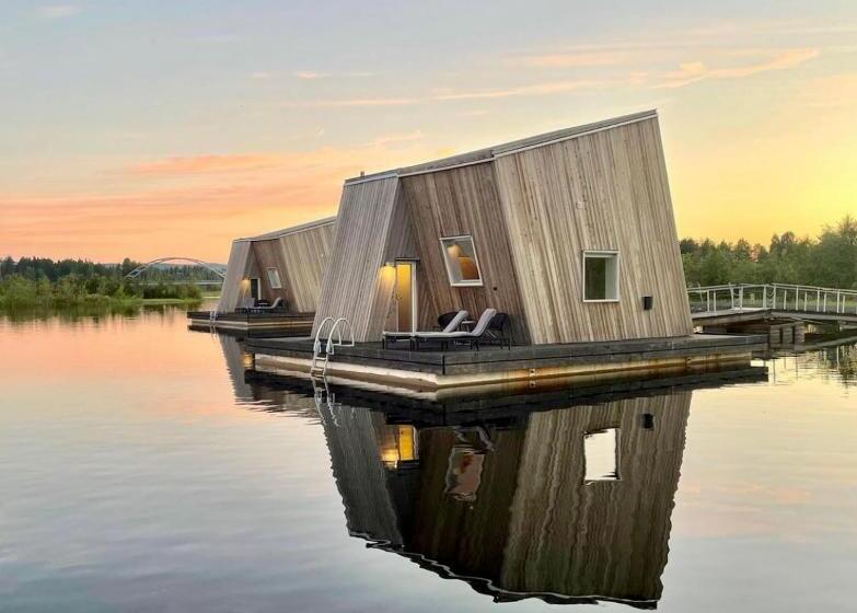 Deluxe room with river view, Arctic Bath