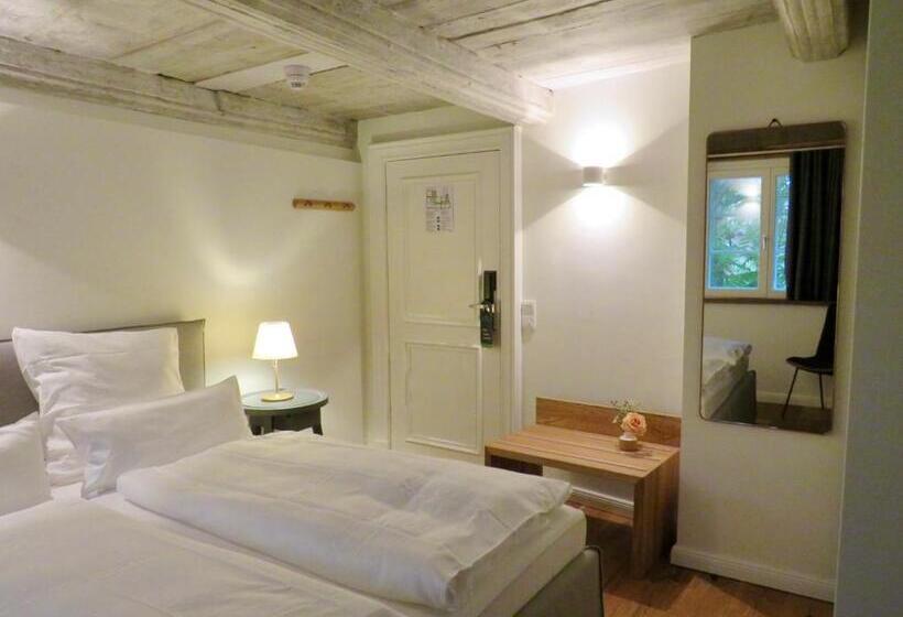 スタンダードルーム, Wyndberg