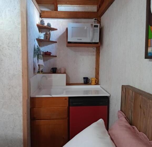 إستوديو قياسى, Mini House Park