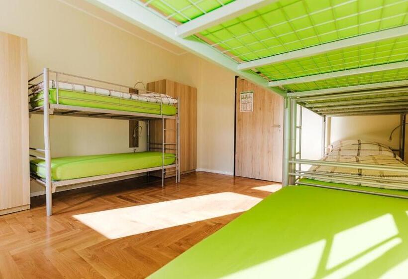 سرير فى غرفة مشتركه, Wandery Hostel Dessau