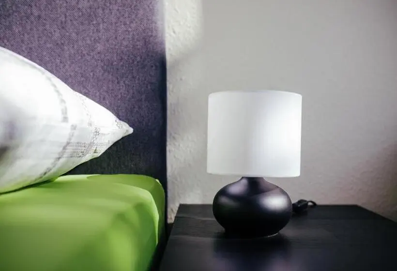 ルームシェアのワンベッド, Wandery Hostel Dessau