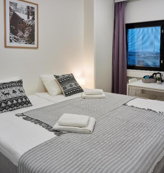 اتاق استاندارد با سرویس بهداشتی مشترک, Inn Tourist Hostel
