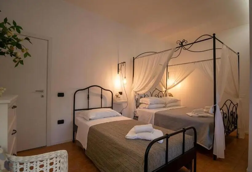 インサイドのスタンダードスタジオ, Locanda Dei Sette Limoni   Camere E Residence