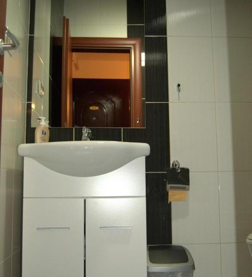 اتاق کلاسیک چهارنفره, Villa Vežić