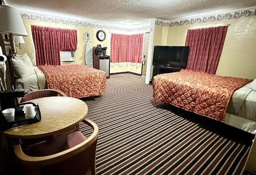 キングサイズベッドのデラックスルーム, Relax Inn Vinita