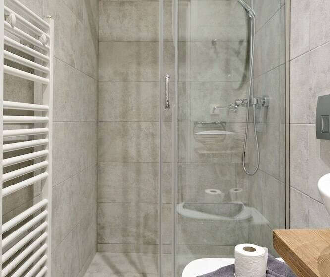 Апартаменты 1 Спальня, Odyssey Residence