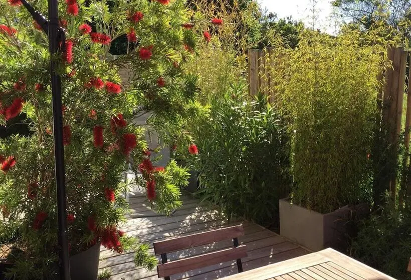 اتاق استاندارد سه نفره, Maison D Hôtes Les Petites Terres