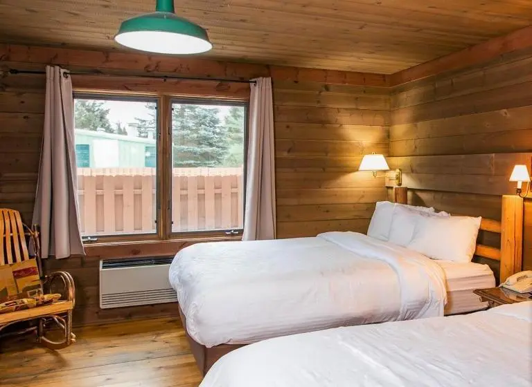 スタンダードルーム, Drummond Island Resort & Conference Center
