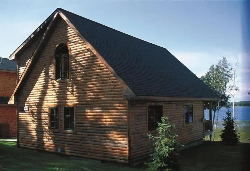 スタンダードバンガロー, Drummond Island Resort & Conference Center