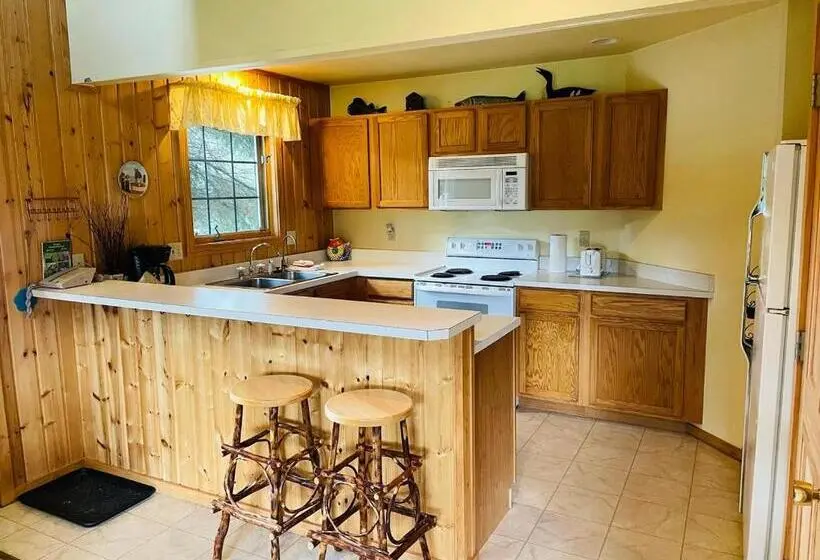 ２ベッドルームハウス, Drummond Island Resort & Conference Center