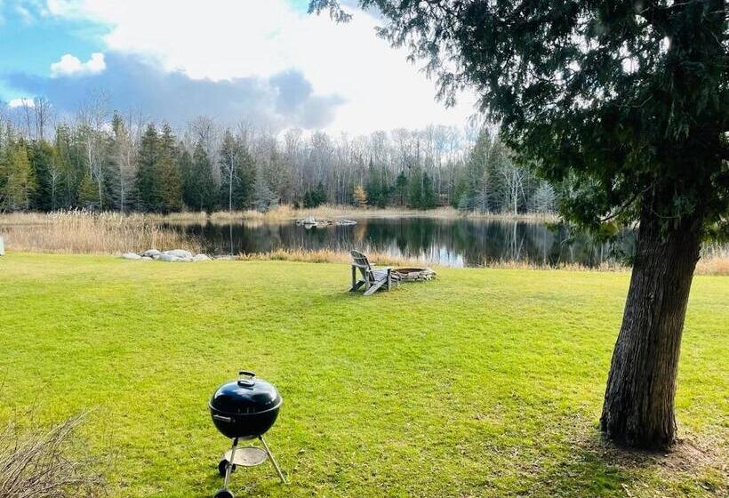 2间卧室的房子, Drummond Island Resort & Conference Center