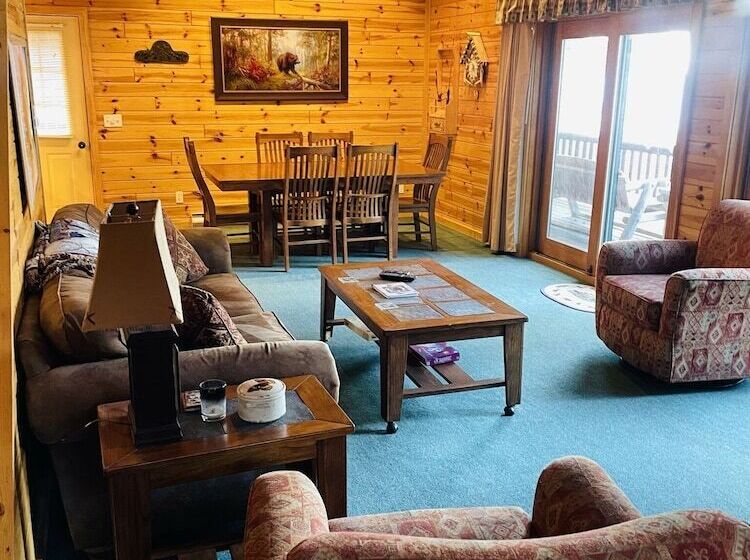 Хижина, Drummond Island Resort & Conference Center