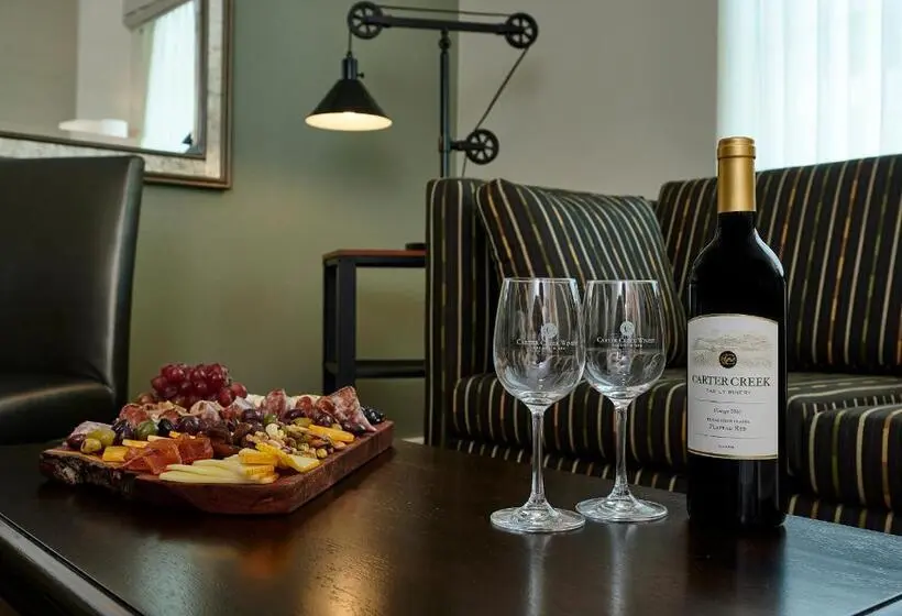スタンダード4人部屋, Carter Creek Winery Resort & Spa