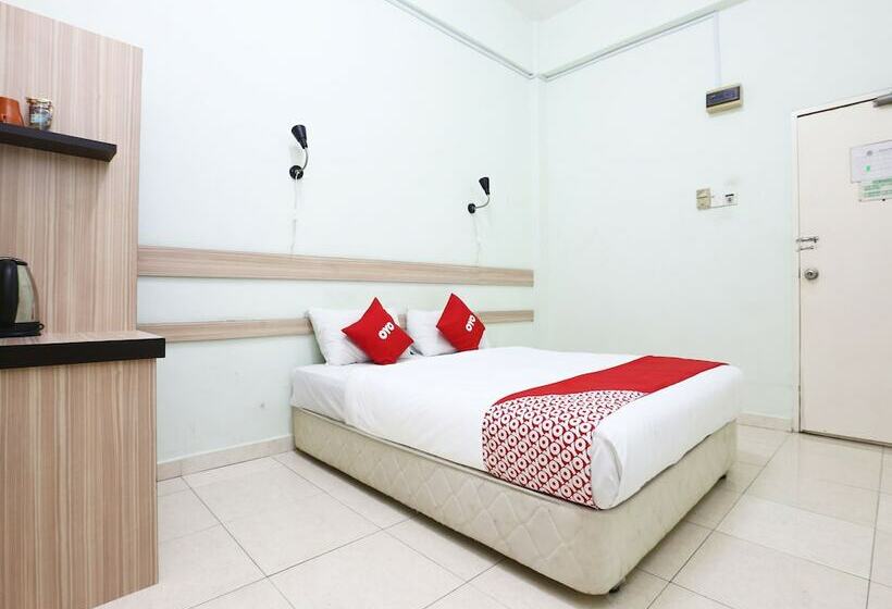 اتاق لوکس, Alia Express Green Mango, Kota Bharu