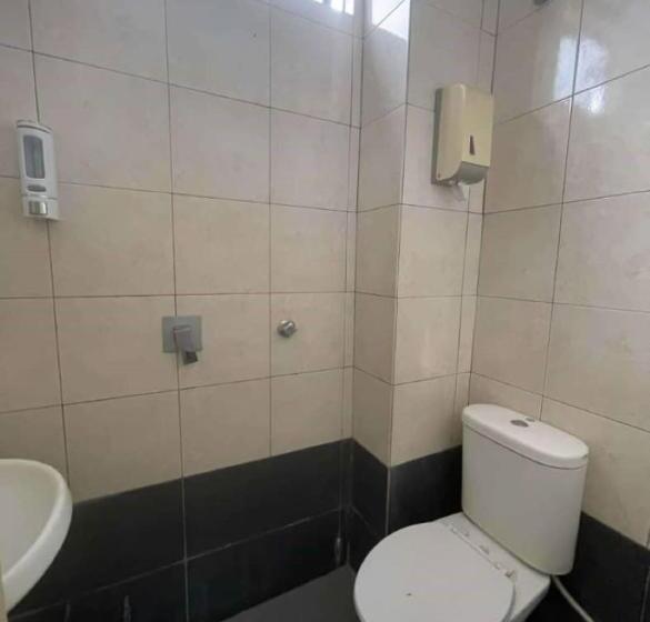 اتاق لوکس, Alia Express Green Mango, Kota Bharu