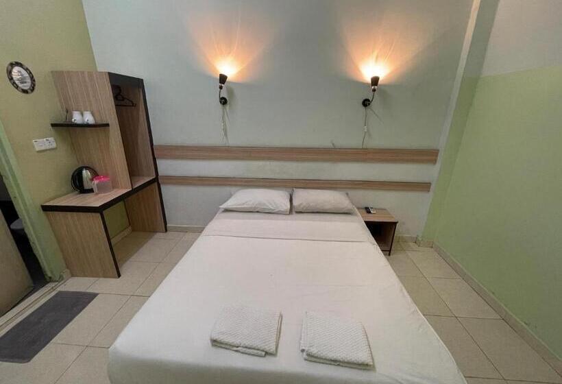 اتاق لوکس, Alia Express Green Mango, Kota Bharu