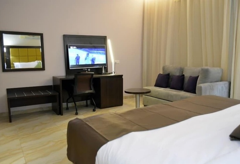 اتاق استاندارد با تخت بزرگ, De Santos Hotel Awka