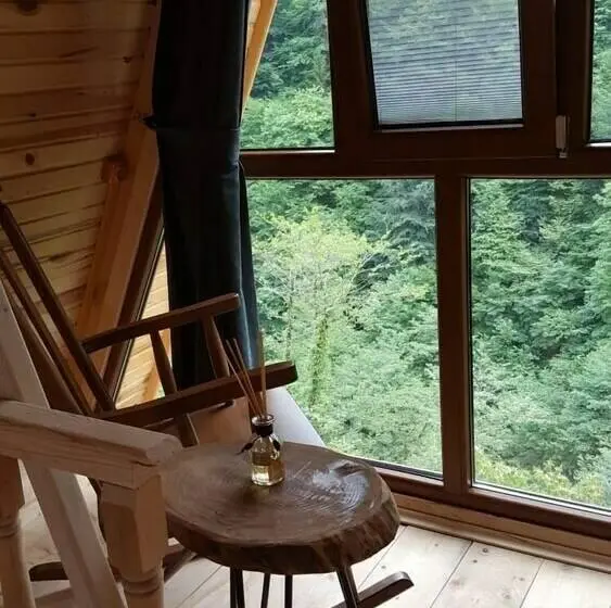 デラックスバンガロー, Bungalove Tatilkoyu