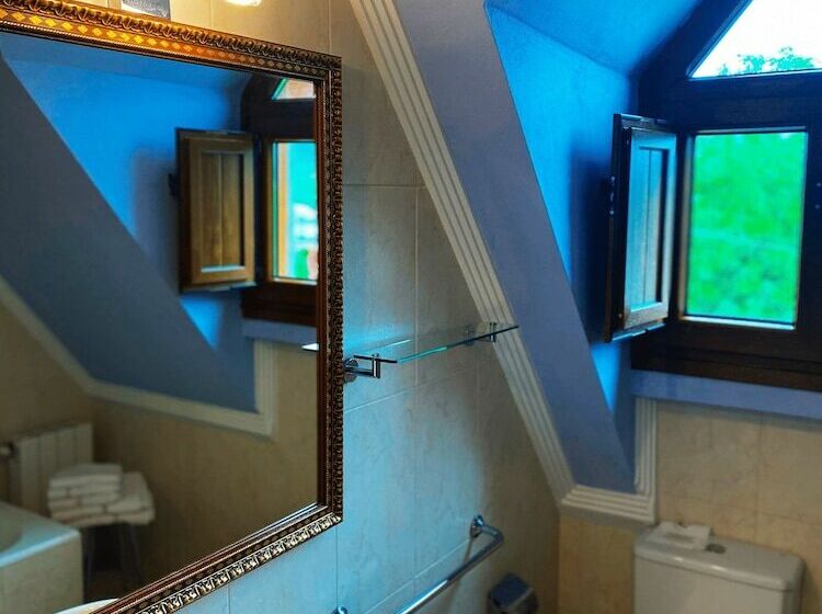 스탠다드 룸, La Llosa De Sámano