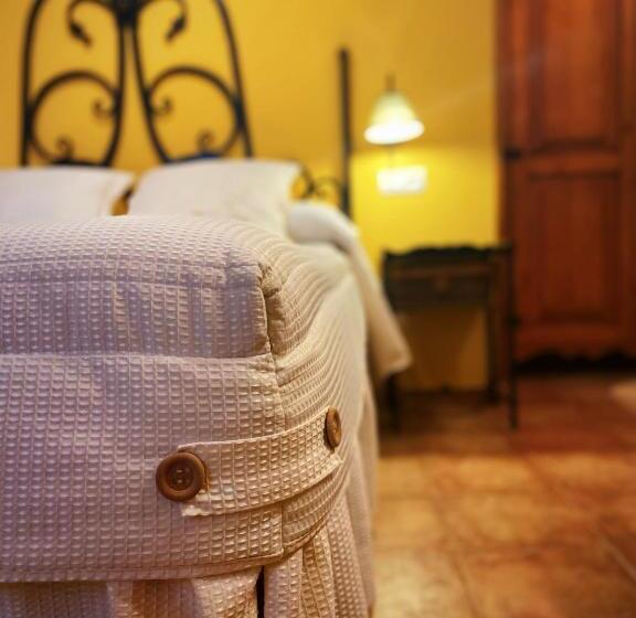 디럭스 룸, La Llosa De Sámano