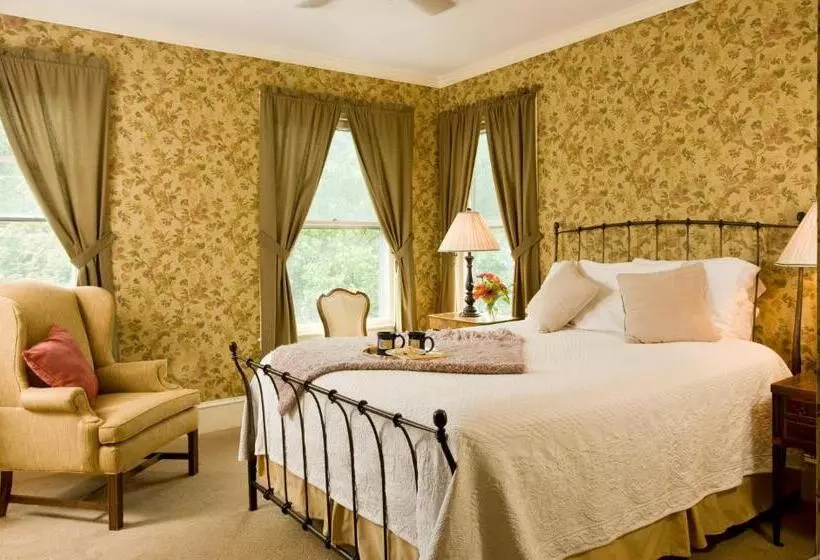 クイーンサイズベッドのスタンダードルーム, Swift House Inn