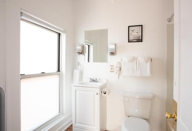 غرفة قياسية مزوَّدة بمطبخ, Thayers Inn