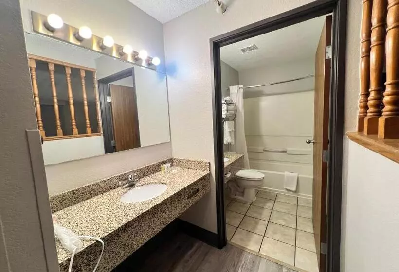 デラックススタジオ, Antelope Inn & Suites