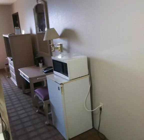 سوییت, Super 8 By Wyndham Albuquerque West/coors Blvd