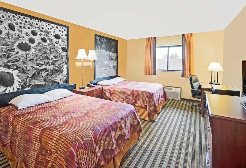 스위트, Super 8 By Wyndham Iowa Falls