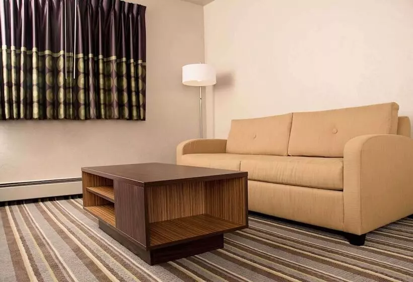 Deluxe-studio, Super 8 By Wyndham Juneau
