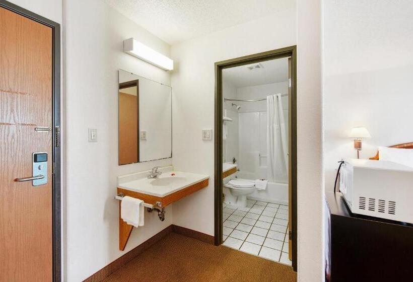اتاق پرمیوم, Super 8 By Wyndham Portage