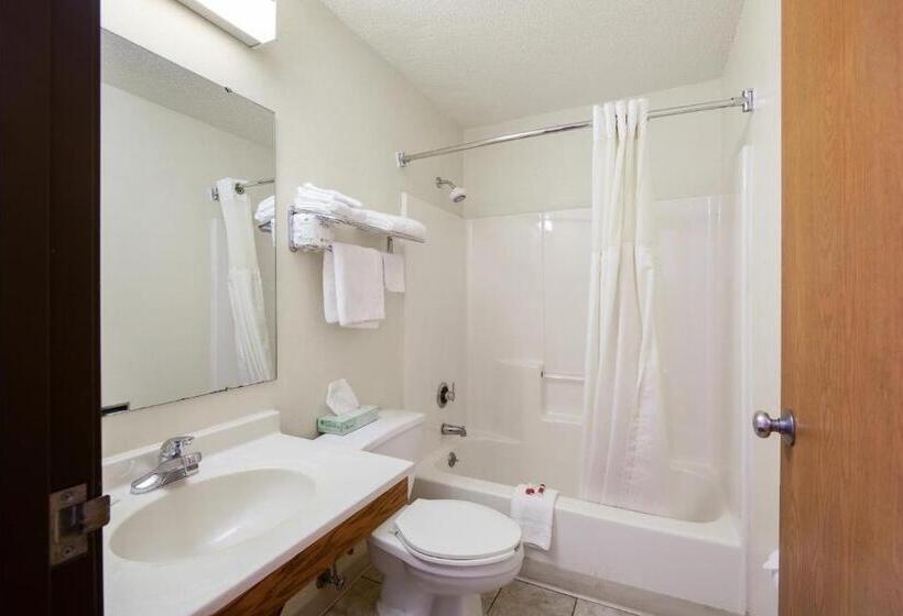 سوییت, Super 8 By Wyndham Portage