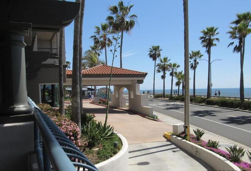带大床的标准间, Tamarack Beach