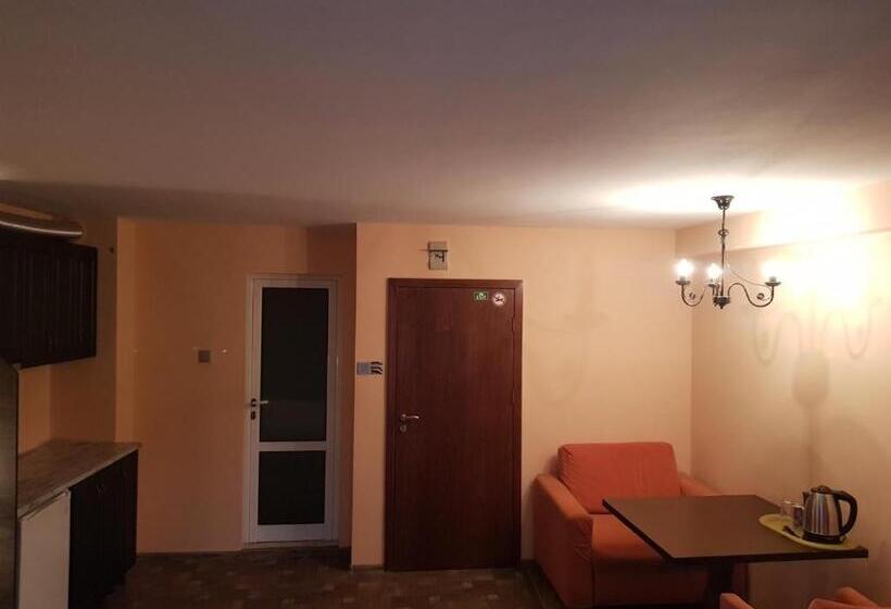 デラックススタジオ, Family Hotel Vaso