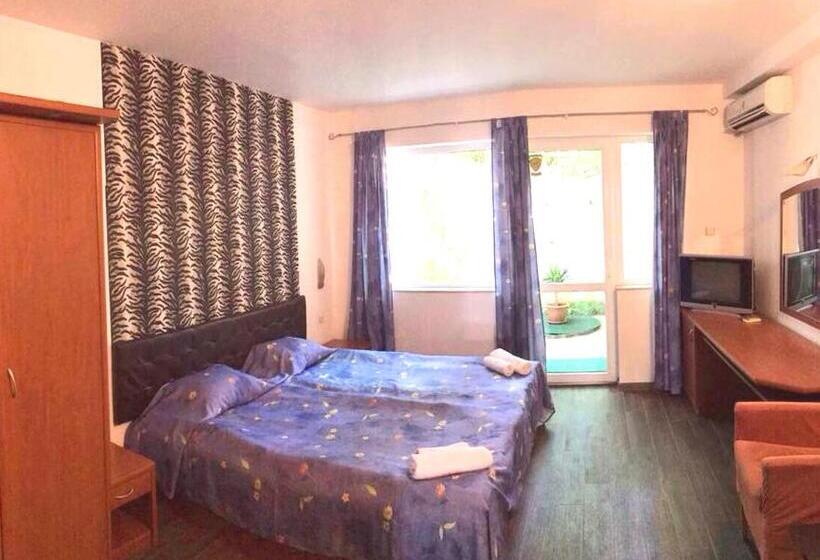 スタンダードルーム, Family Hotel Vaso