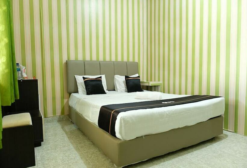 חדר דלוקס, Esbe Hotel Syariah By Oyo Rooms