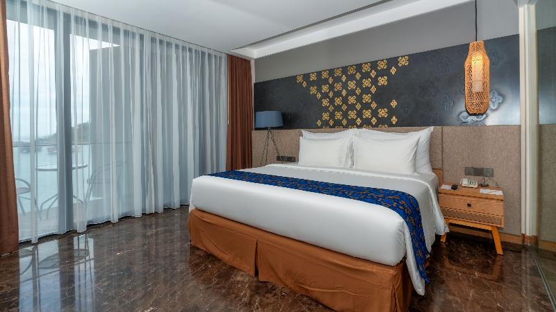 غرفة قياسية مطلّة علي البحر, Meruorah Komodo Labuan Bajo