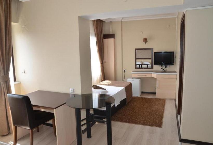 اتاق خانوادگی, Napa