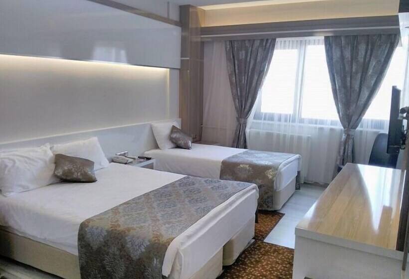 اتاق خانوادگی, Napa