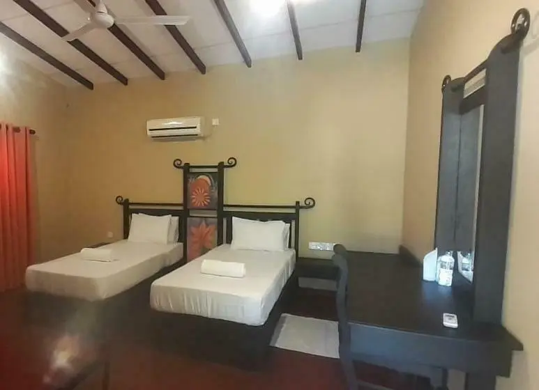 اتاق یک تخته با چشم‌انداز باغ, Lavendish Country Resort