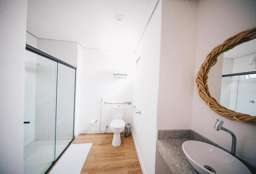 חדר דלוקס לשלושה, Pousada Morro Do Farol