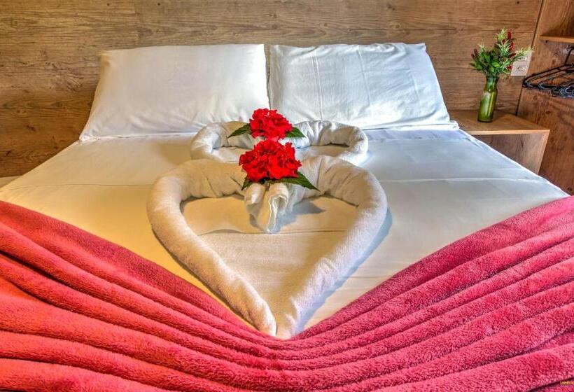 발코니가 있는 스위트, I9 Embaú Flats & Suites