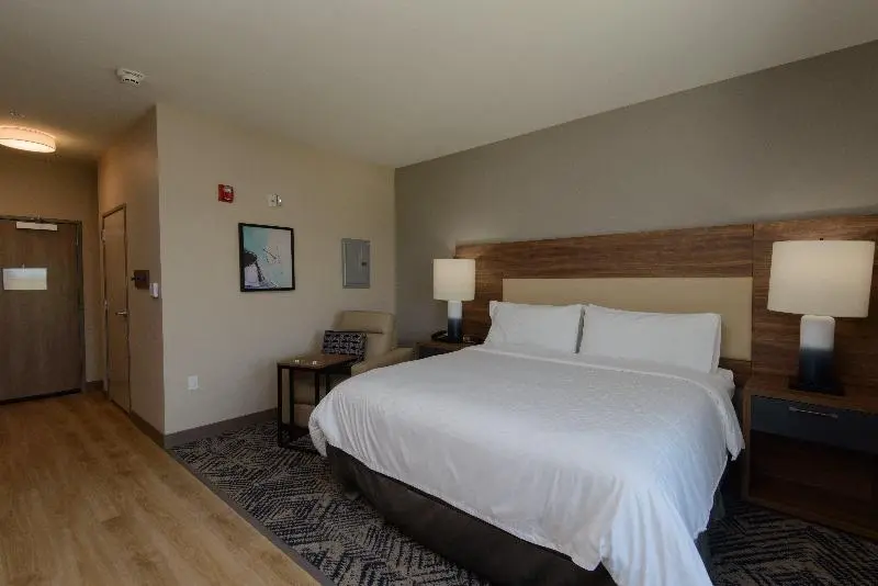 استودیو استاندارد با تخت کینگ, Candlewood Suites   Corpus Christi   Portland, An Ihg
