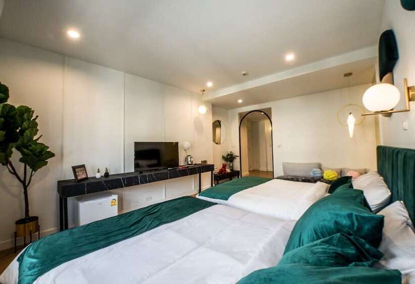اتاق لوکس چهار تخته, Theme Boutique Hotel Bangkok
