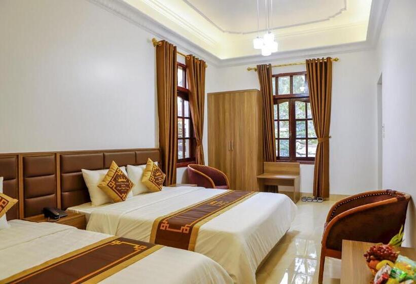 اتاق لوکس خانوادگی, Vạn Xuân Royal